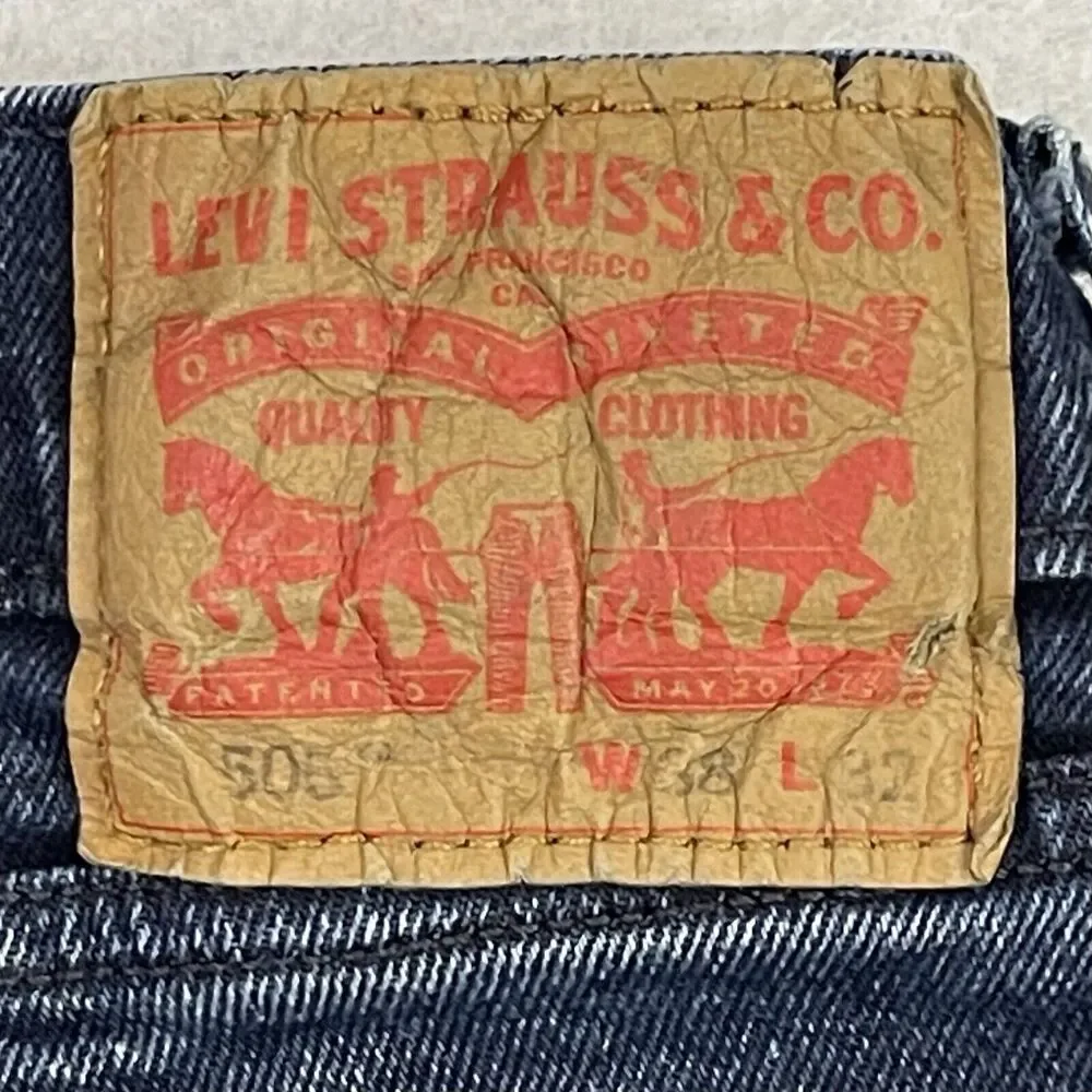 Levis 505 Jeans Mens Size 38X32 Blue Regular Fit Medium Wash Denim